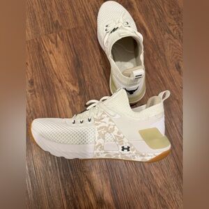 Under Armour Men's Project Rock 4- "Camo" white and pitch grey- size 9